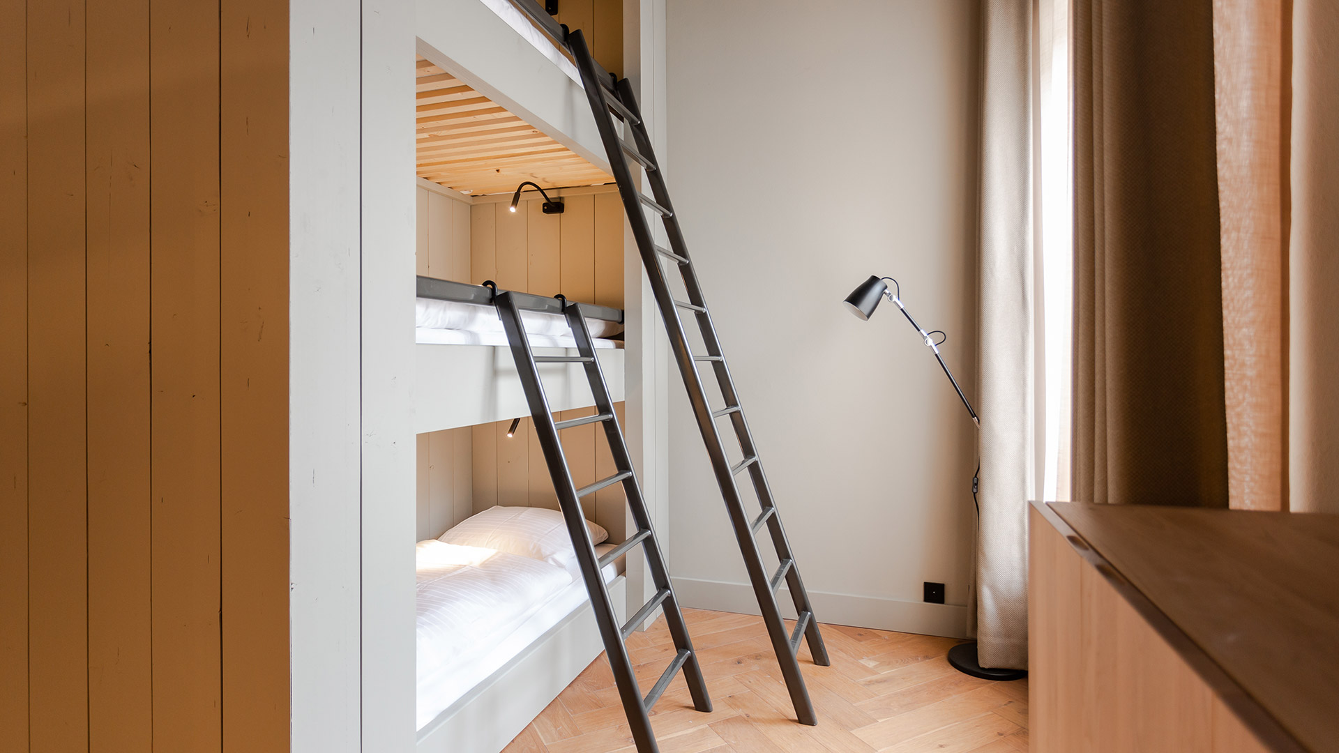 hotel-abdij-dokkum-family-suite1-4-stapelbed