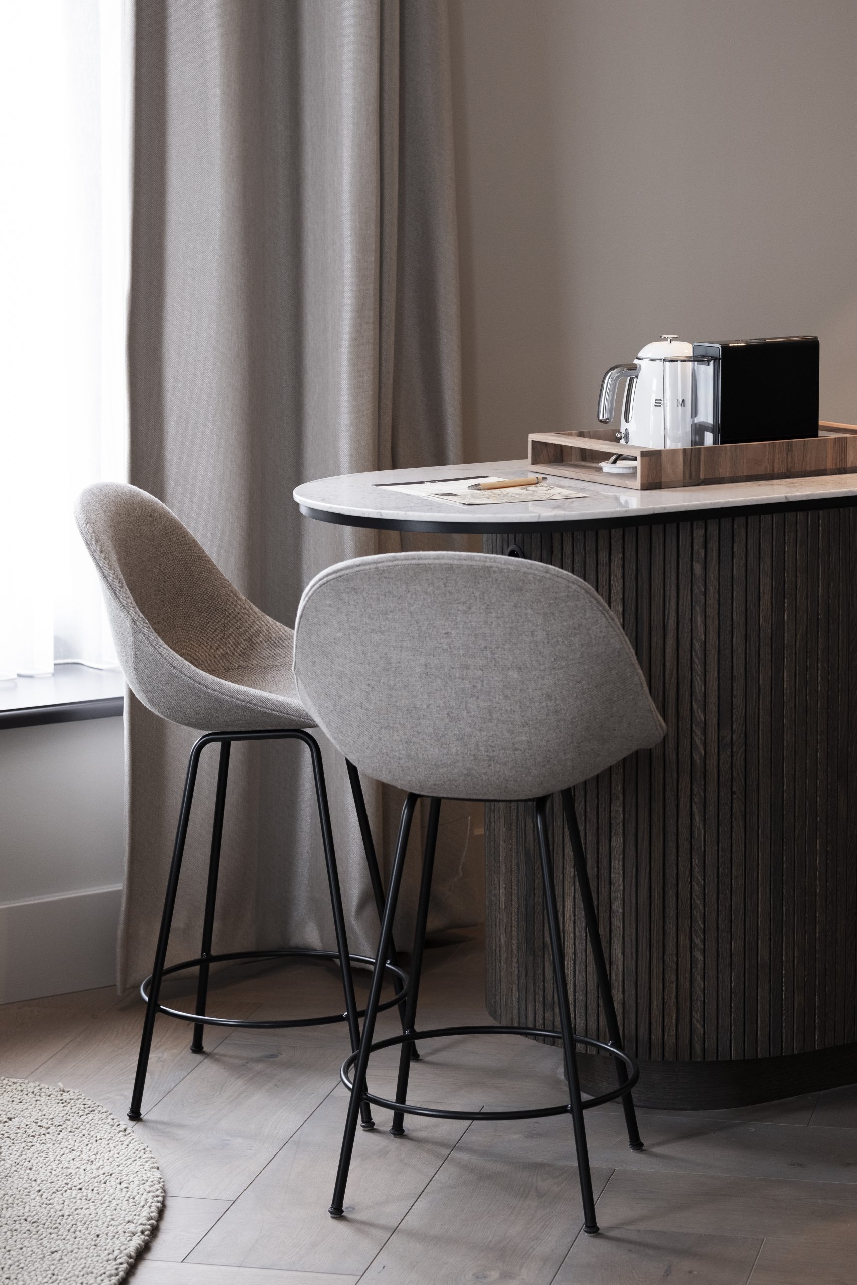 Suite lounge area
